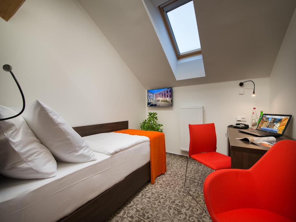 EA Business Hotel Jihlava photo 4