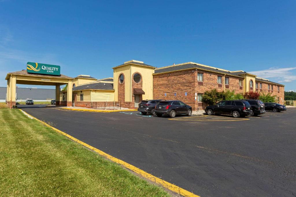Quality Inn Alexis Rd photo 2