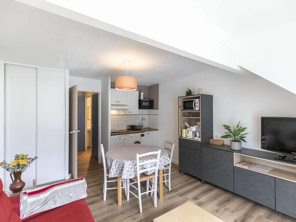 Appartement Esquièze-Sère, 3 pièces, 6 personnes - FR-1-402-117 photo 4