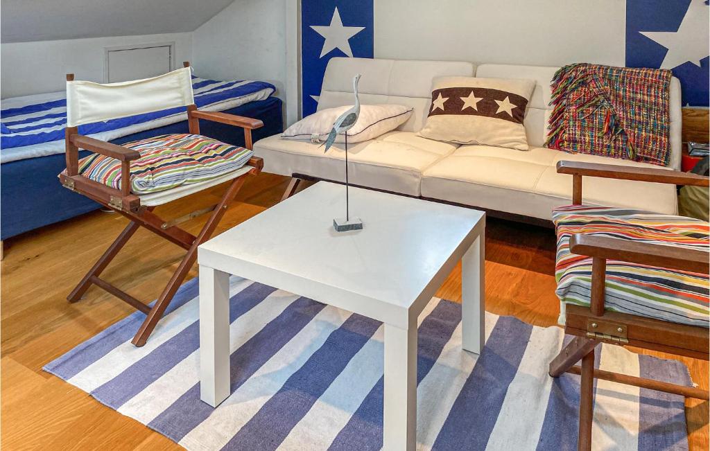 Awesome Home In Skummeslvsstrand With 3 Bedrooms photo 3