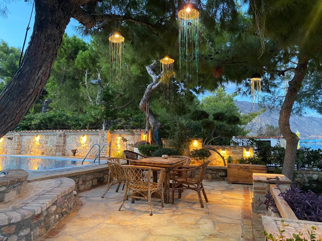 Kineta luxury House photo 4