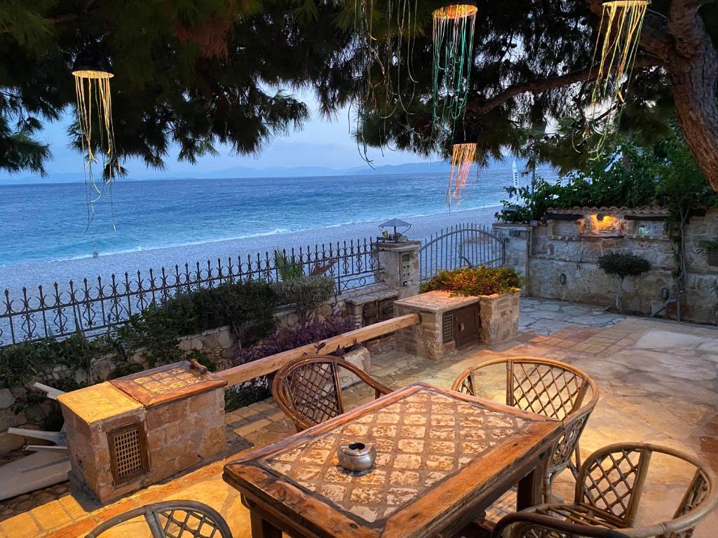 Kineta luxury House photo 3
