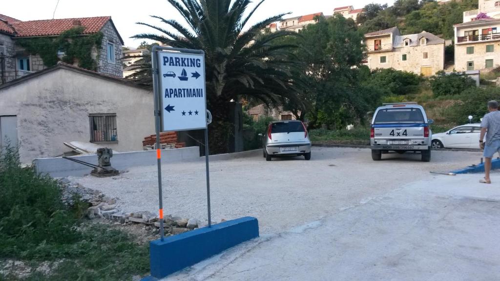 Apartments by the sea Povlja, Brac - 12362 photo 3