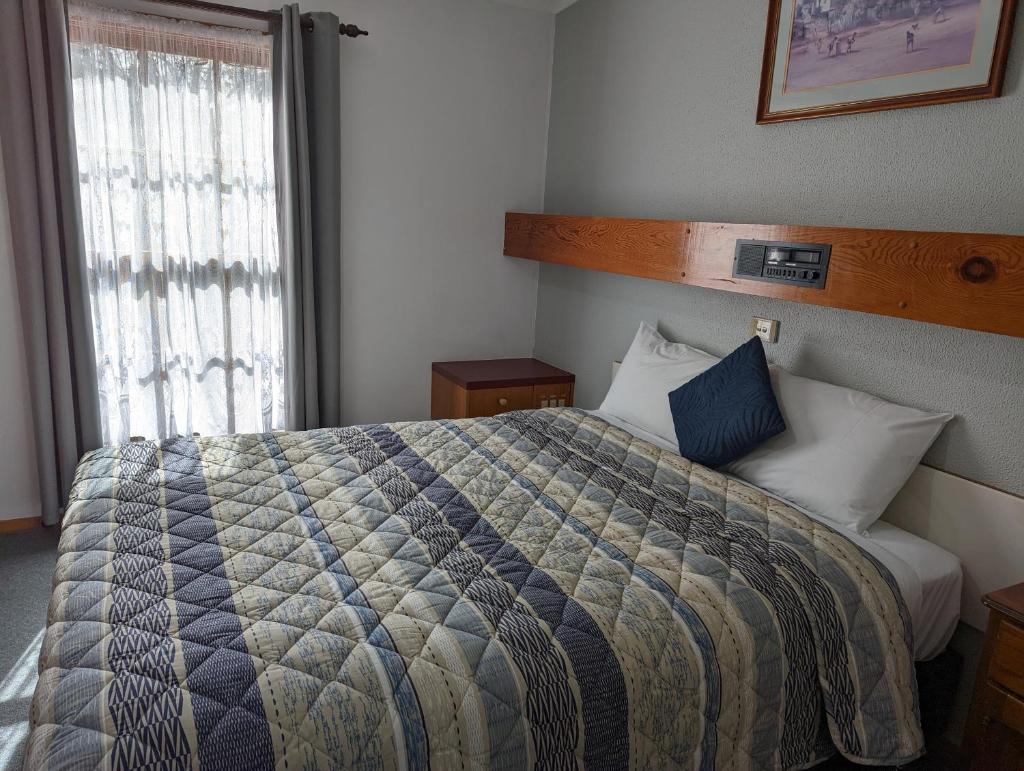Elm Court Motel photo 3