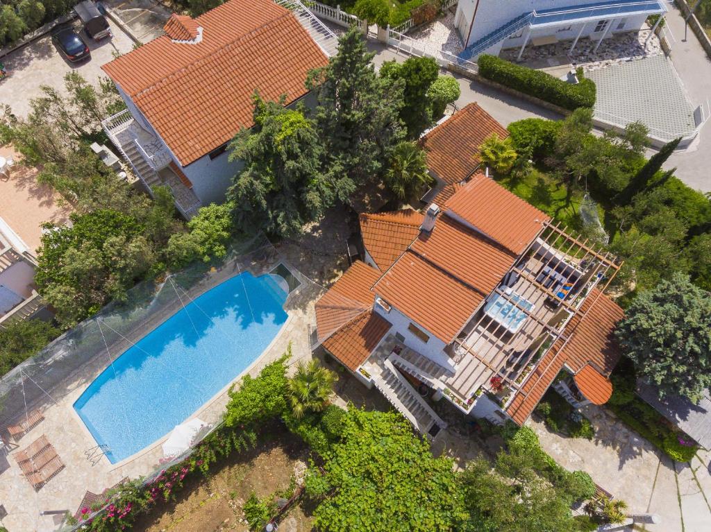 Luxury villa with a swimming pool Rogoznica - 13374 photo 2