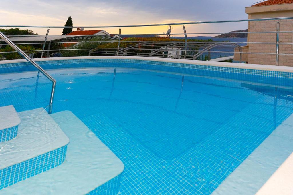 Seaside house with a swimming pool Okrug Donji, Ciovo - 13428 photo 4