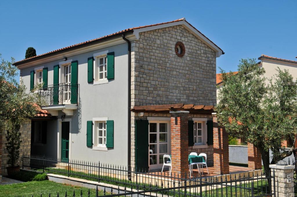 Luxury villa with a swimming pool Buici, Porec - 13543 photo 1