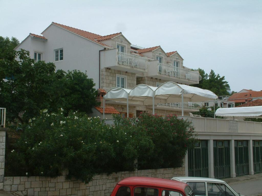 Apartments and rooms by the sea Lumbarda, Korcula - 13626 photo 1