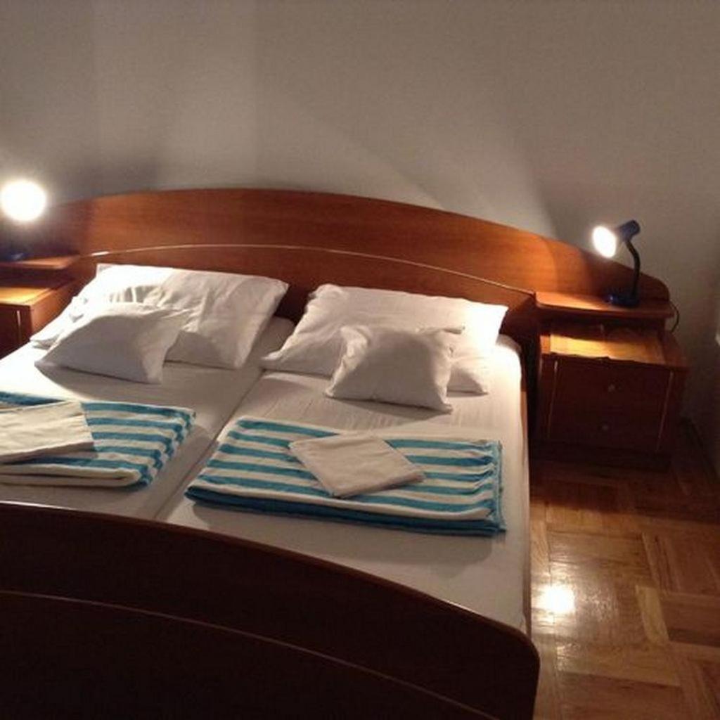 Apartments with a parking space Novigrad - 12572 photo 4