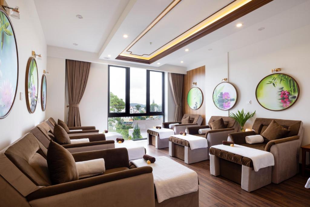 Khách sạn Đà Lạt Prince
