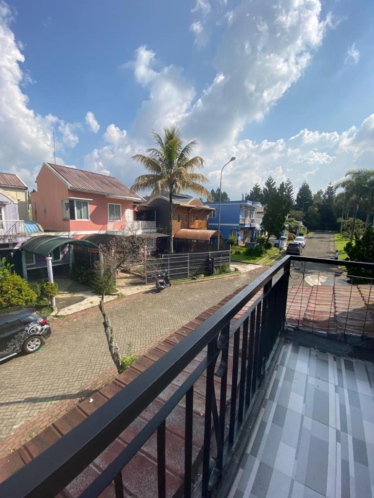 Villa Dalia Puncak K2-32 photo 1