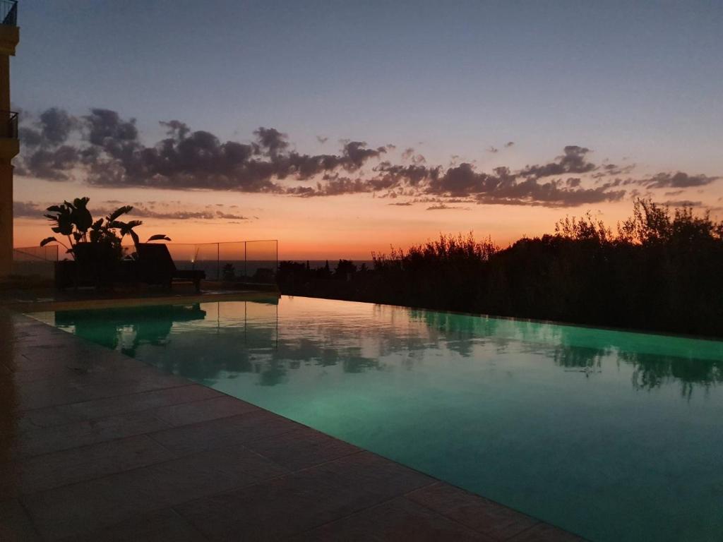Casa Costa Suites photo 1