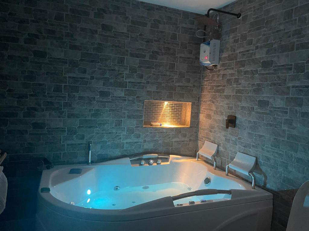 Apartasol Luxury Citadela di Sole con Jacuzzi photo 1