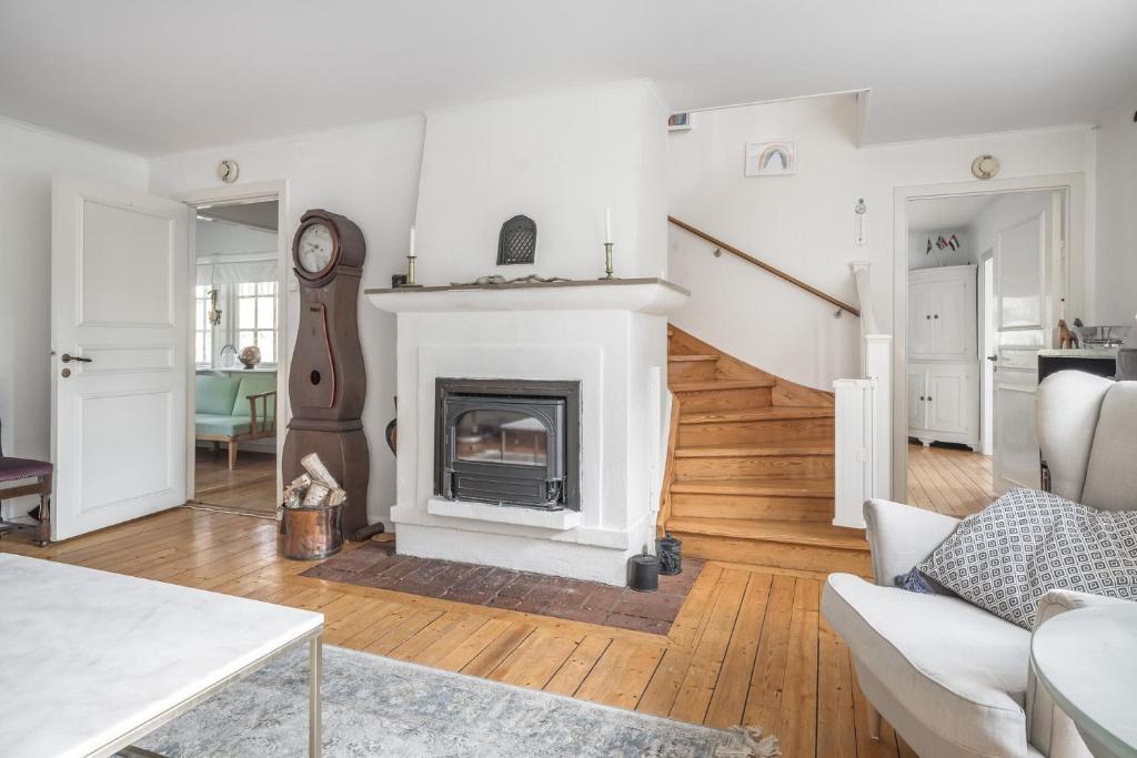 Holiday home in Stockholm Archipelago with private beach and jetty photo 4