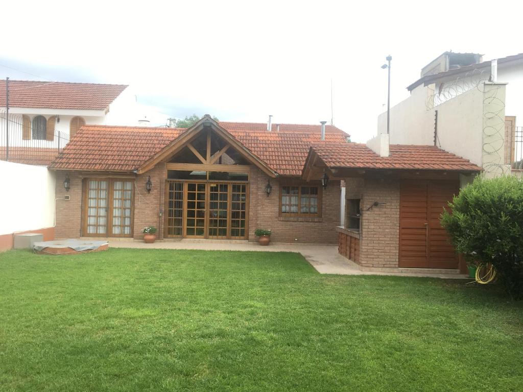 Casa Mendoza Capital cerca del Parque y Centro photo 1