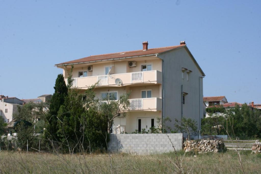 Apartments with a parking space Povljana, Pag - 229 photo 1