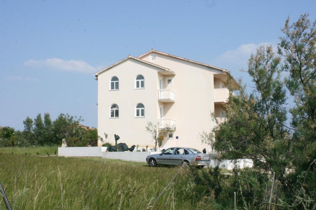 Apartments with a parking space Povljana, Pag - 229 photo 2