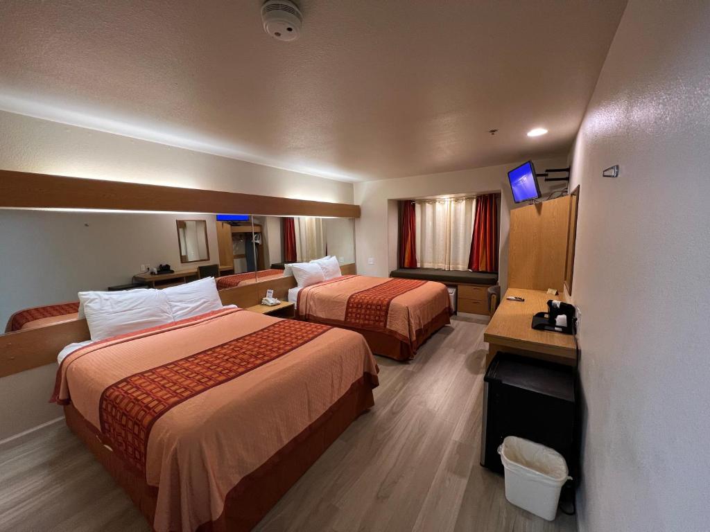 Americas Best Value Inn & Suites Ada image