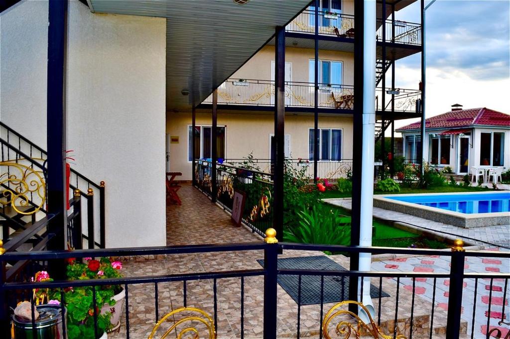 Guest House “Aura” photo 2