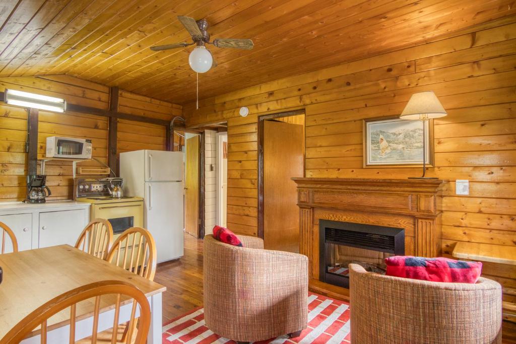 Timbers Resort photo 2