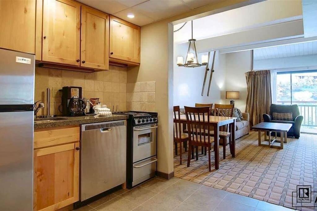 Penthouse Ski-In Ski-Out Above Sheraton 1bd 1.5ba photo 3