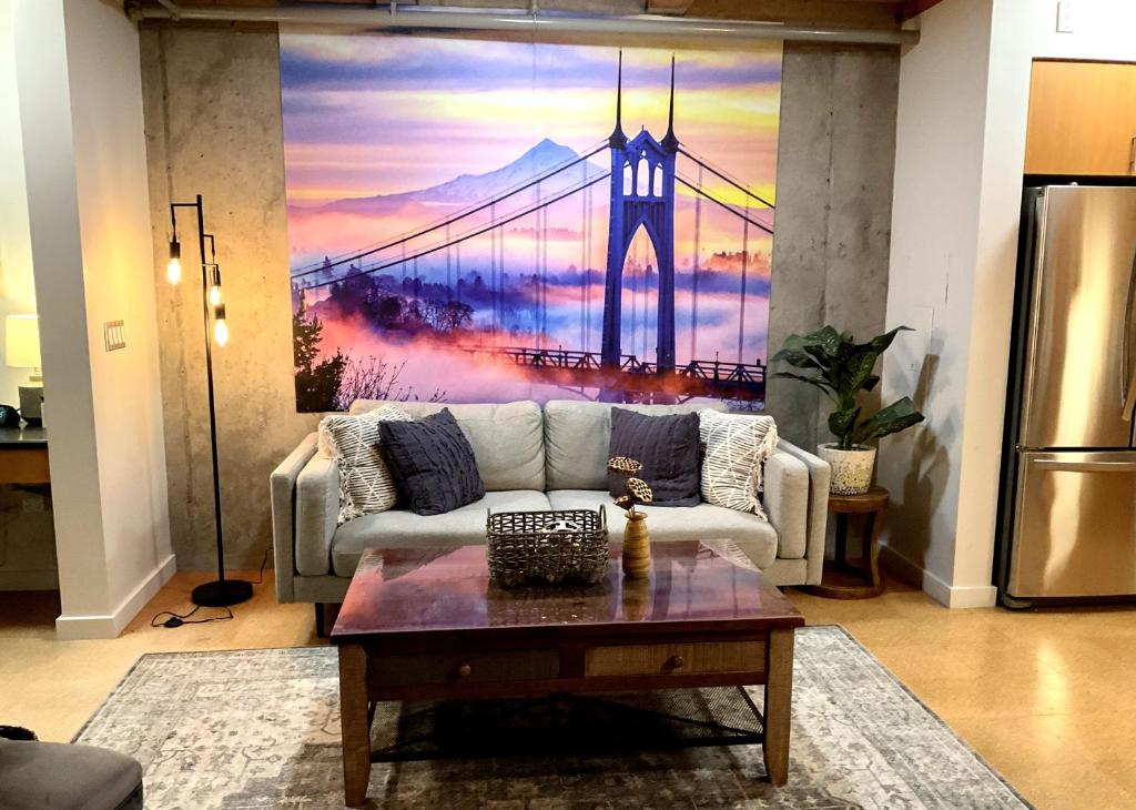 One Mississippi Ave - Adventures in Portland! image
