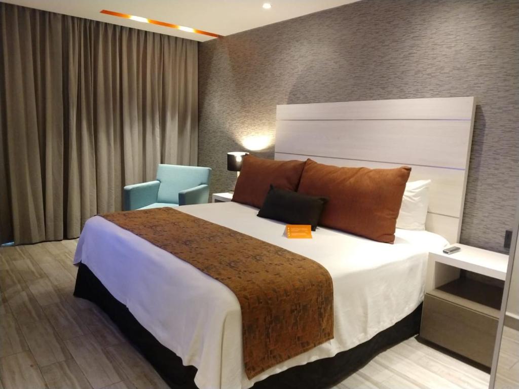 Real Inn Celaya photo 4
