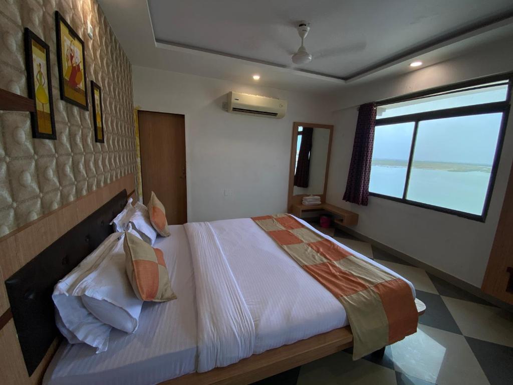 Hotel Gomti Dwarka photo 1