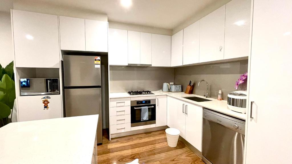 Preston Spacious 2BRM Apartment Free Parking Wi-Fi photo 3