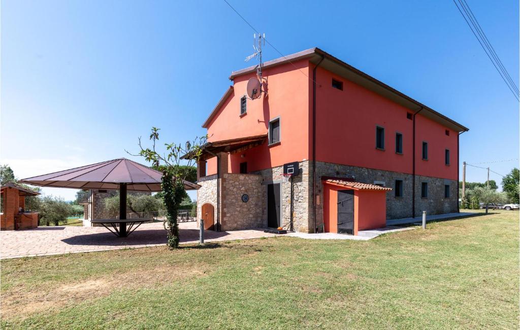 Amazing Home In Passignano Sul T With 6 Bedrooms, Wifi And Outdoor Swimming Pool photo 1