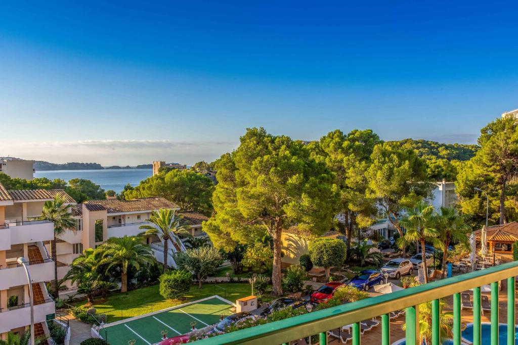 Valentin Somni Hotel & Suites photo 3