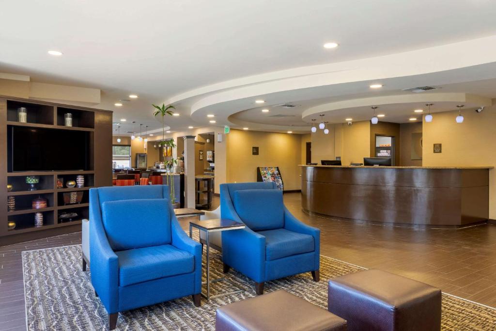 Comfort Suites Ontario Airport Convention Center photo 4