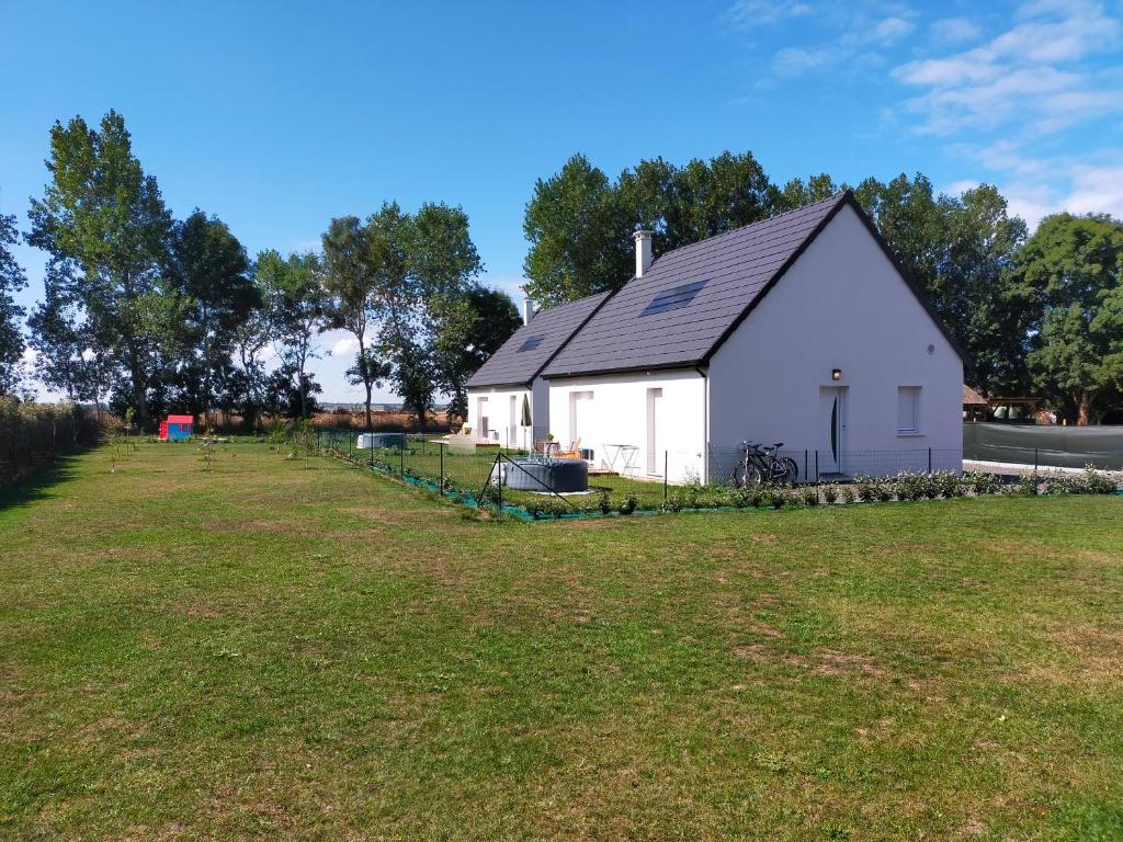 Maison individuelle neuve plein pied avec terrasse et jardin clos 10minutes a pied de la plage photo 3