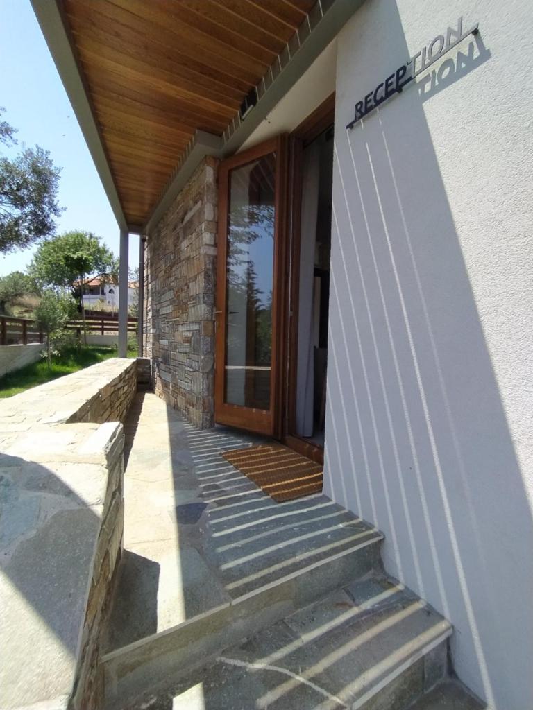 VIGLA IERISSOS photo 3