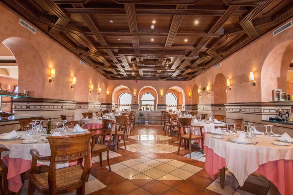 Hotel Abades Guadix photo 2