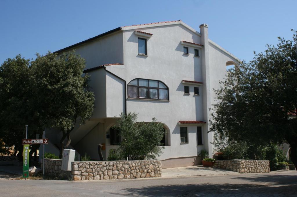 Apartments by the sea Mandre, Pag - 523 photo 1