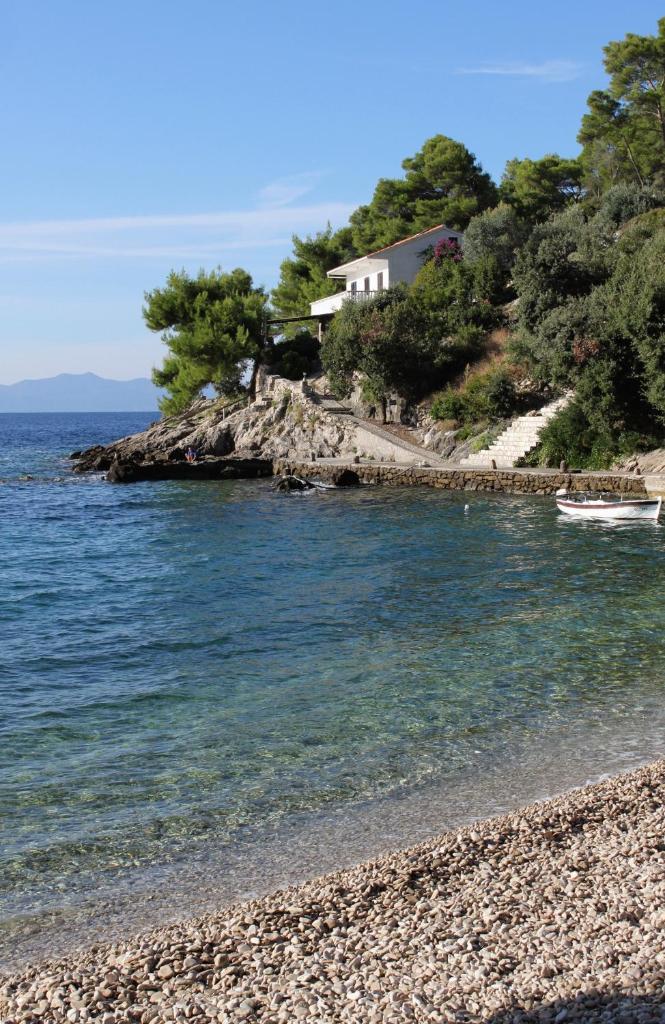 Seaside secluded apartments Cove Torac, Hvar - 581 photo 2