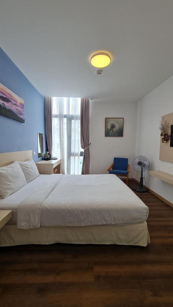 Ngan Hoa - Mille Fleurs