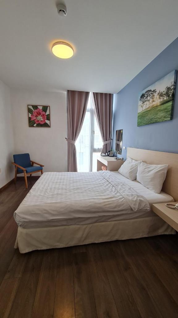 Ngan Hoa - Mille Fleurs