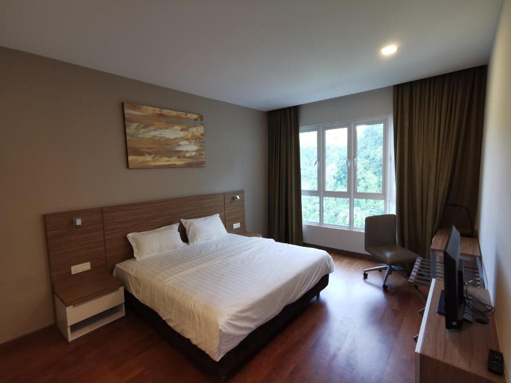 Ipoh Haven Central Lakeview Suite 3rooms 3-8pax photo 1