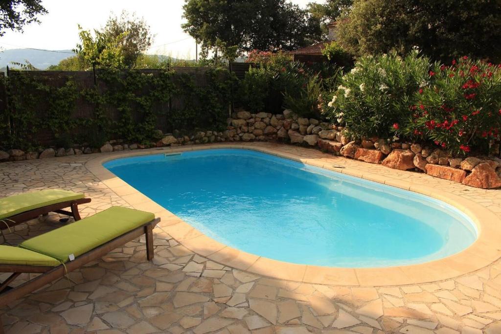 Stunning Cottage with Pool in Provence France photo 1