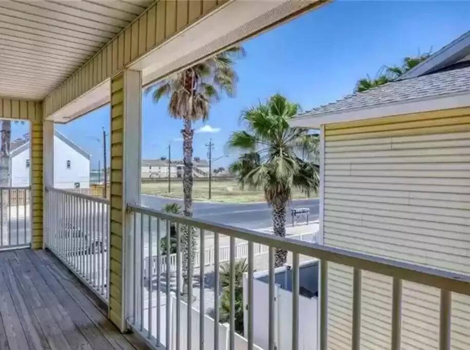 Spacious Home, Short Walk to Beach, Heated Pool! photo 3