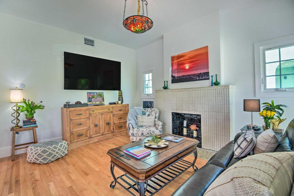 Sarasota Home in Historic District with Patio! photo 2