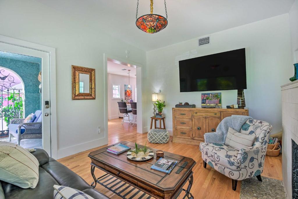 Sarasota Home in Historic District with Patio! photo 3