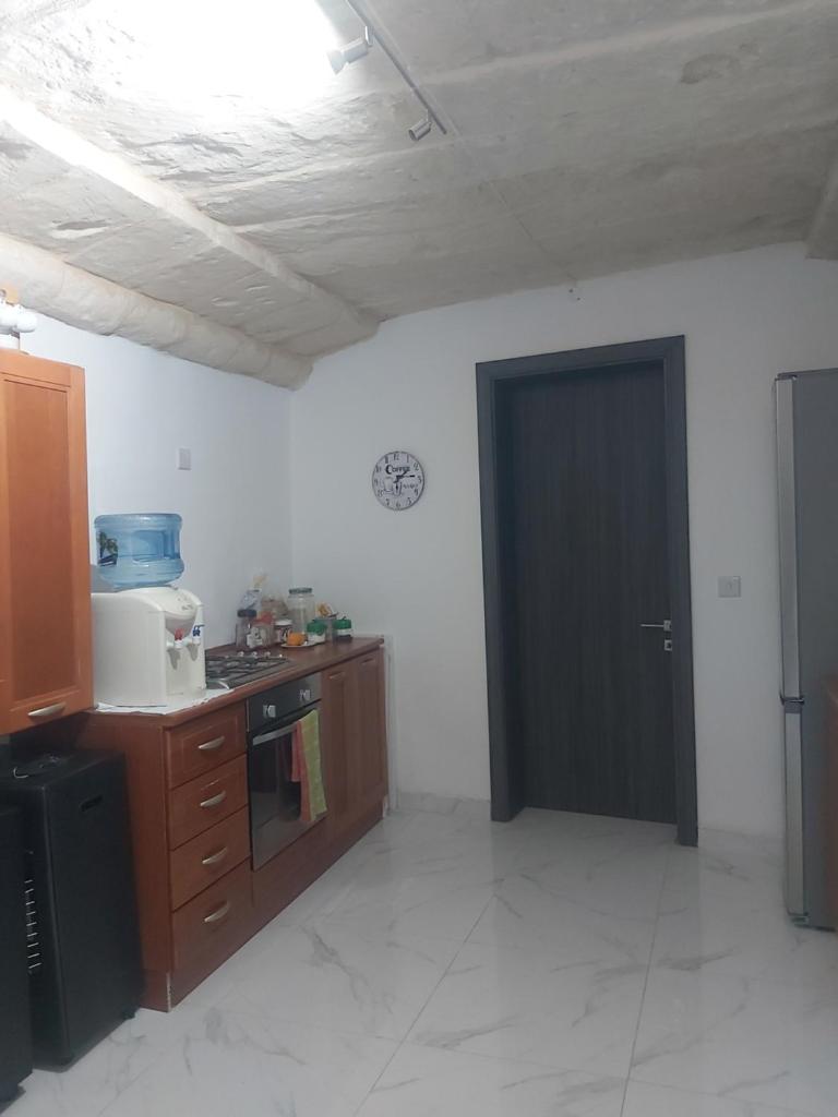 300 years old apartment with a lot of character photo 4