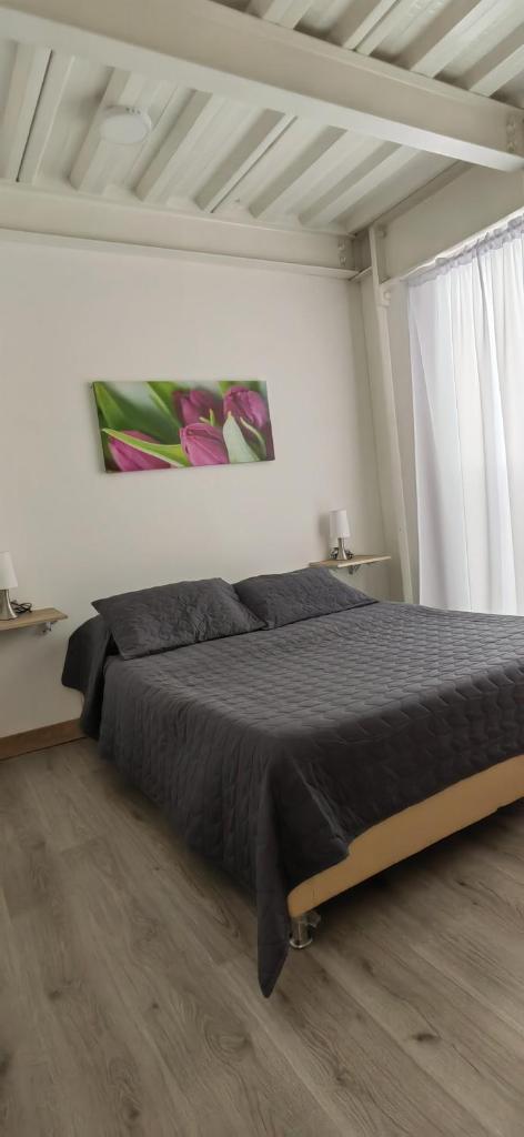 San Martin- Moderno y confortable apartaestudio sector rosales photo 4