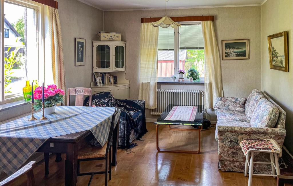 Stunning Home In Rrvik With 2 Bedrooms photo 1