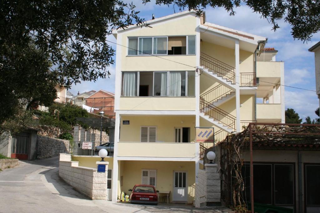 Apartments by the sea Podgora, Makarska - 2615 photo 1