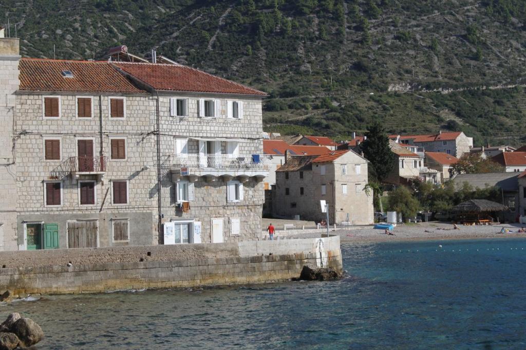 Apartments and rooms by the sea Komiza, Vis - 2431 photo 2