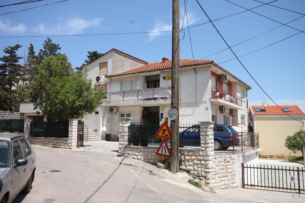 Apartments and rooms with parking space Mali Losinj (Losinj) - 2486 photo 1